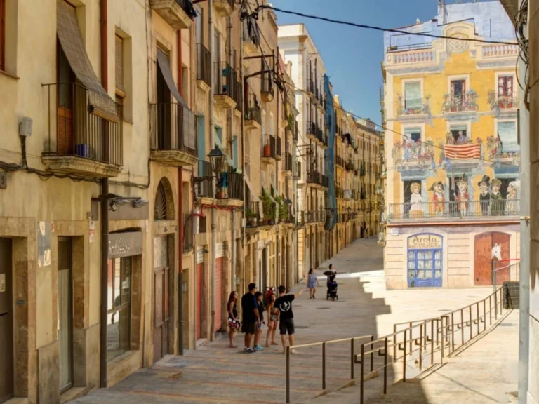 plaza-de-els-sedassos