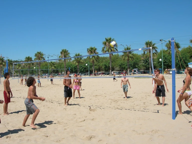 volleyball-at-playa-de-la-arrabassada
